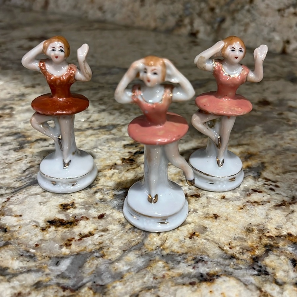 Antique Vintage Dancers Gold Ballerina Slippers Made in Japan porcelain figurine